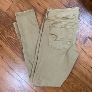 Khaki low-cut skinny pants